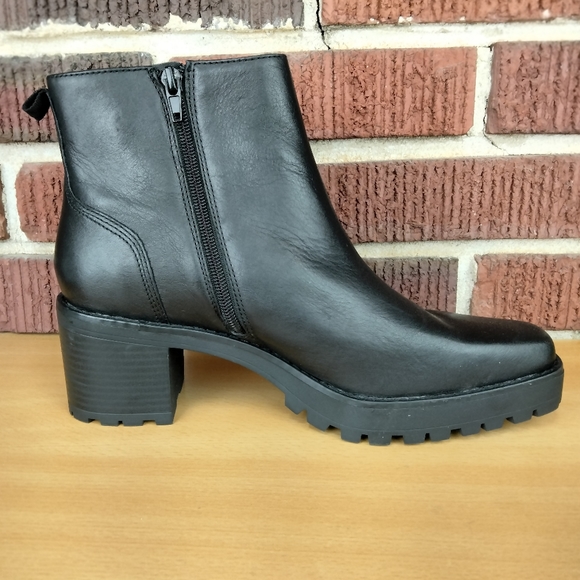 NWOT Andre Assous Milla Genuine Leather Ankle Boots in Black Sz. 8.5 - Picture 10 of 15